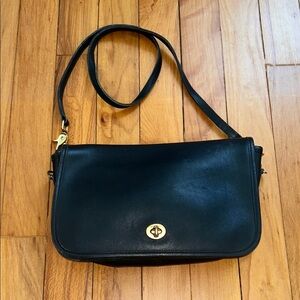 Vintage Coach Convertible Clutch bag (Style 9635)